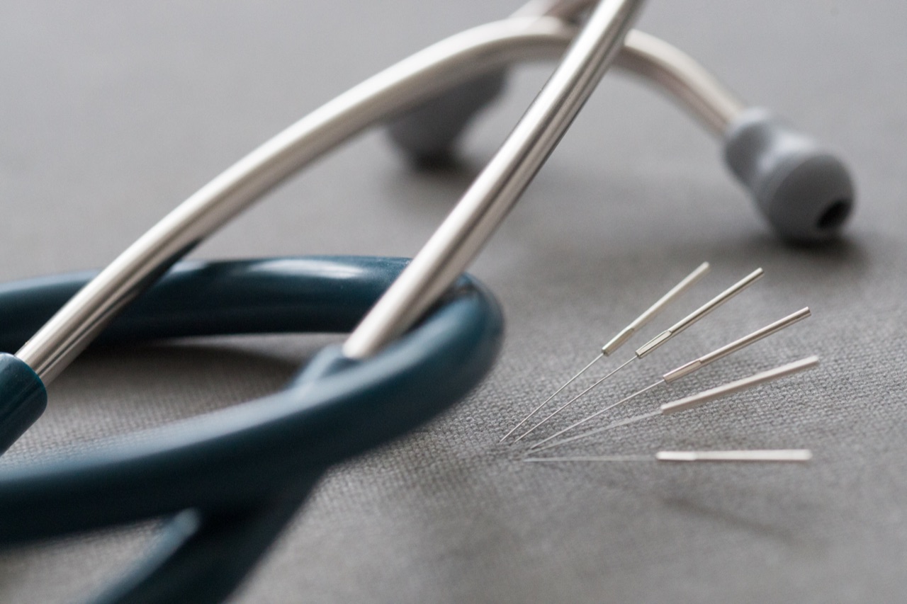Veterinary acupuncture treatment